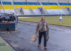 Jena Fans Schleppen 600 Sitze Aus Stadion 14